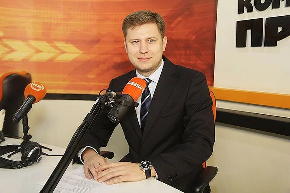 глава города новоуральска. директор нового города. директор городского телеканала ярославль. директор нового города. директор 65 школы чебоксары.