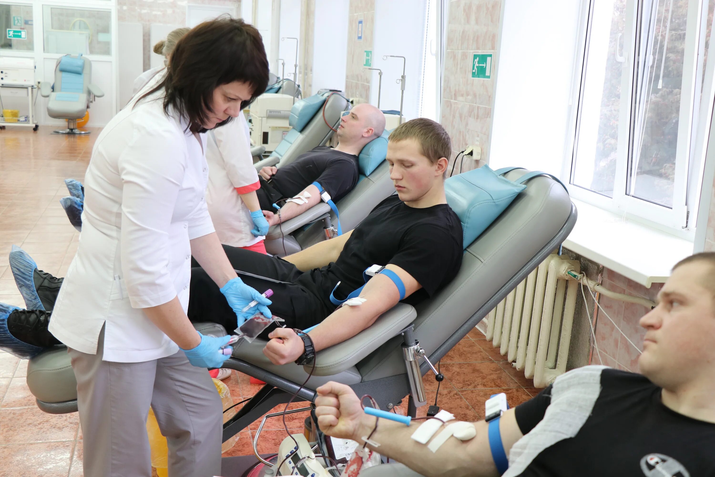 Станция переливания крови донор. Станция переливания крови Черкесск. Пункт переливания крови Калуга. Донор центр. День донора Калуга.