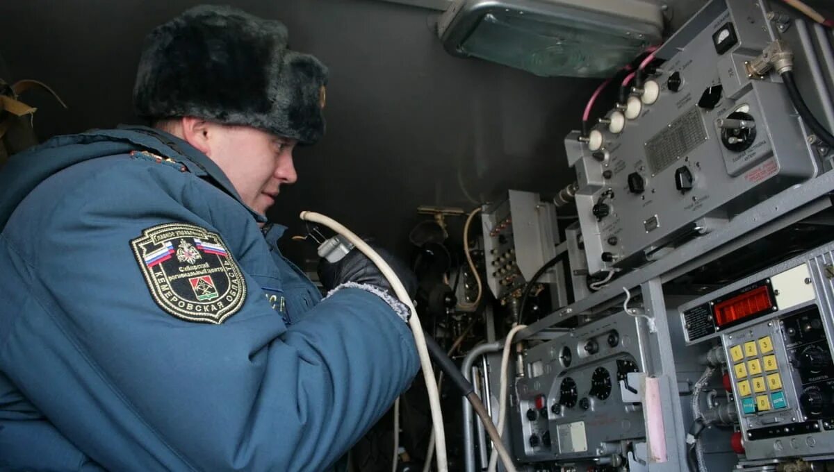 Подвижный узел связи МЧС. Рация МЧС. Пункт управления МЧС. Радиосвязь МЧС. Управление связи мчс