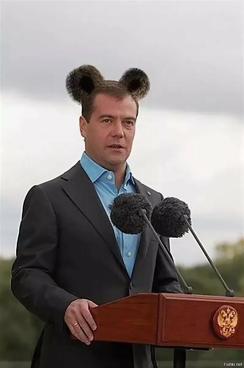 Глупые политики. Медведев 1990.