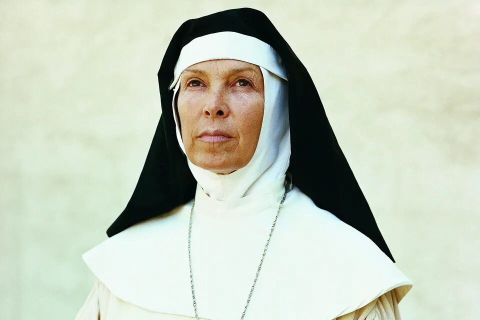 Монахиня девственница. Энн хейвуд монахиня. монахиня феодора лапковская. монахиня урсулинка. блудная монашка сериал.