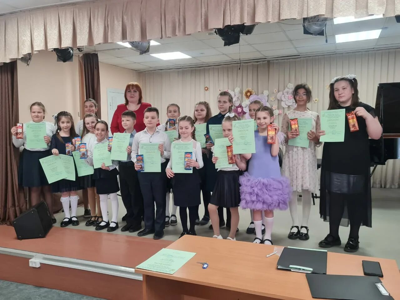 методист в дши. дом культуры эмблема. эмблема школы искусств. егорьевск наталья митрофанова дши. методист дши.