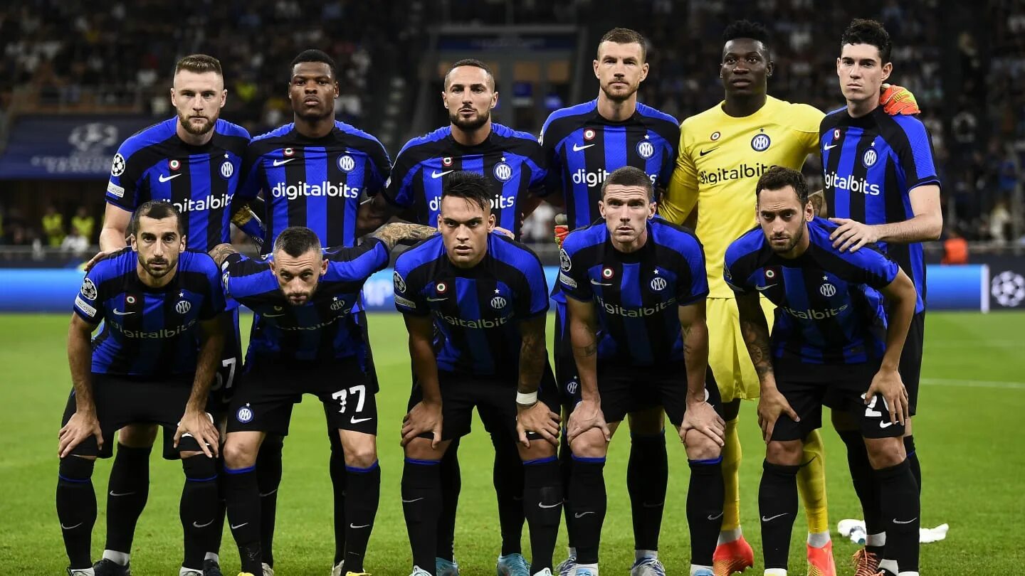 Команда интера. Интернационале сейчас. Интер требл 2010. Игроки inter milan. Football club internazionale milano.