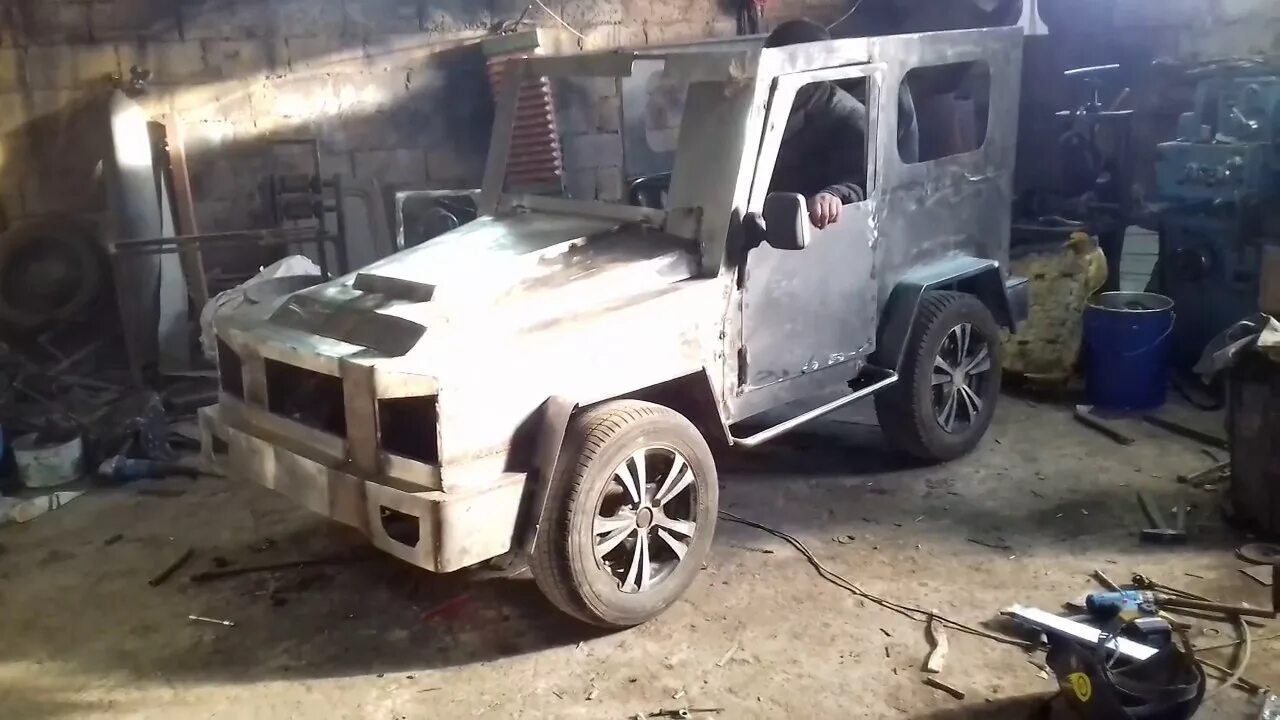 КАК сделать МАШИНУ Mercedes Benz G-wagen СВОИМИ РУКАМИ из ПВХ пластика - YouTube