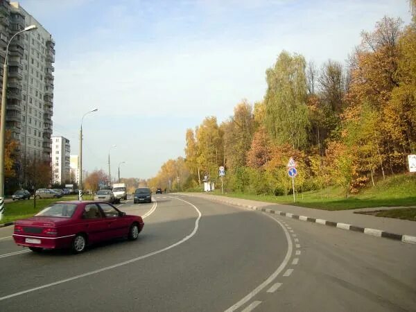 Ясенево 38. Айвазовского проспект Ясенево. Район Ясенево осень Новоясеневский проспект. Битцевский пр 1. Битцевский проезд 2.