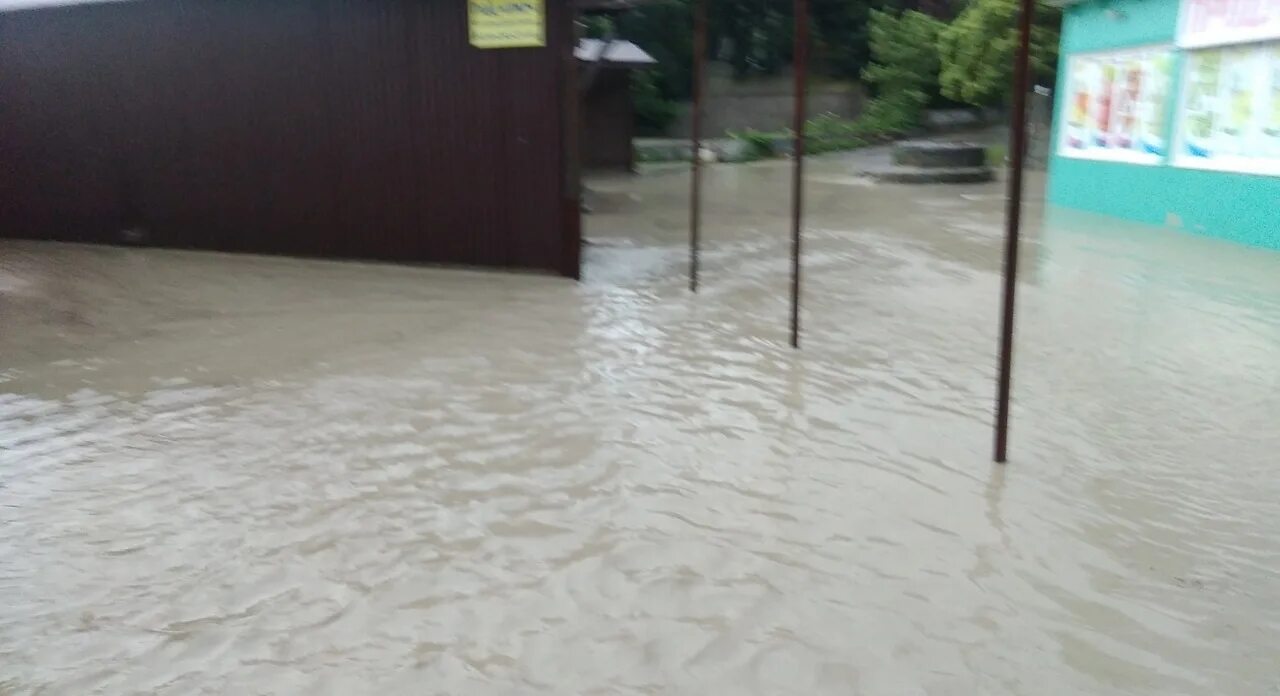 Наводнение в Туапсе 2023. Наводнение в Туапсе 2018. Потоп в Туапсе в 1991 году. Потопы в Саратовской области. Наводнение в саратовской области