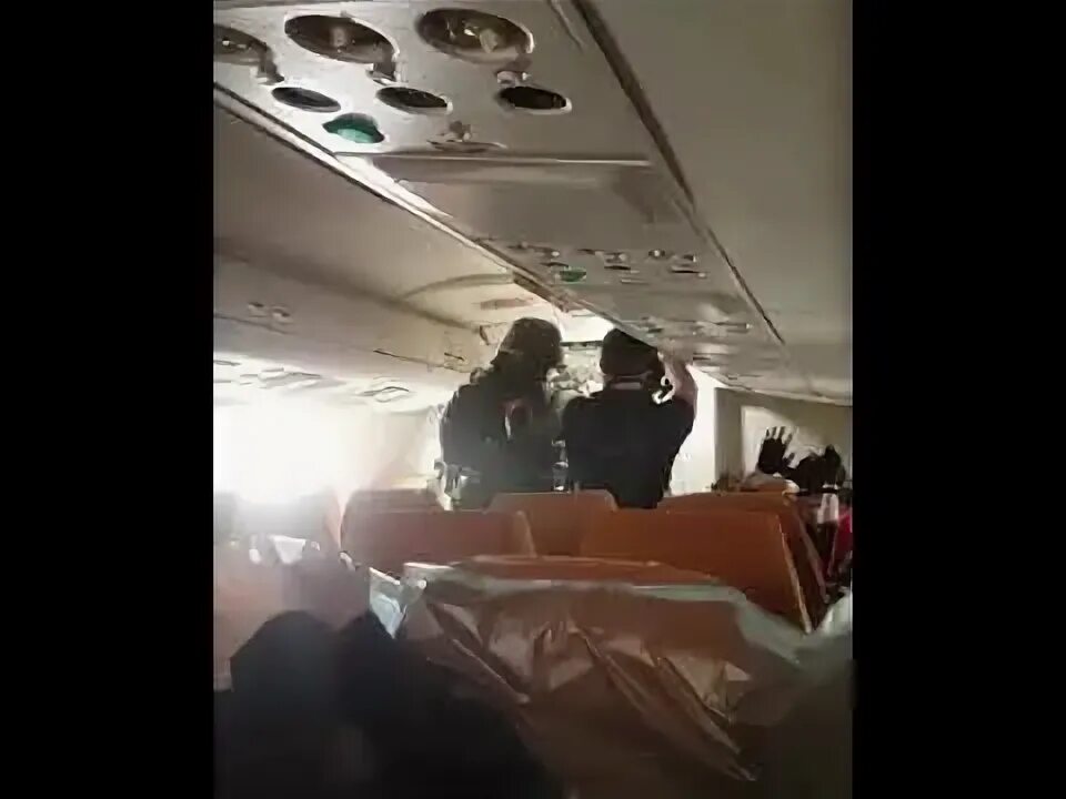 Угон ту 154 в Саудовскую Аравию. Угон самолёта ту-154 в Саудовскую Аравию 2001. Угон самолёта ту-154 в Саудовскую Аравию. Угон ту 154 2001. Захвачен самолет в шереметьево