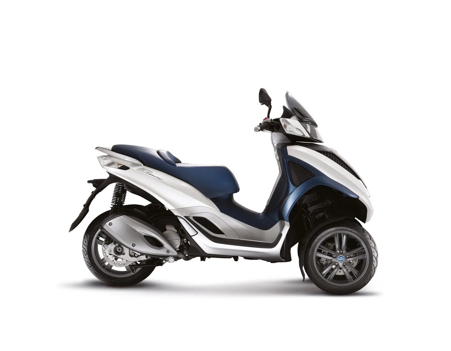 Скутер 0. Piaggio Yourban 300. Piaggio mp3 300 Yourban. Piaggio mp3 125. Мопед пиаджио.