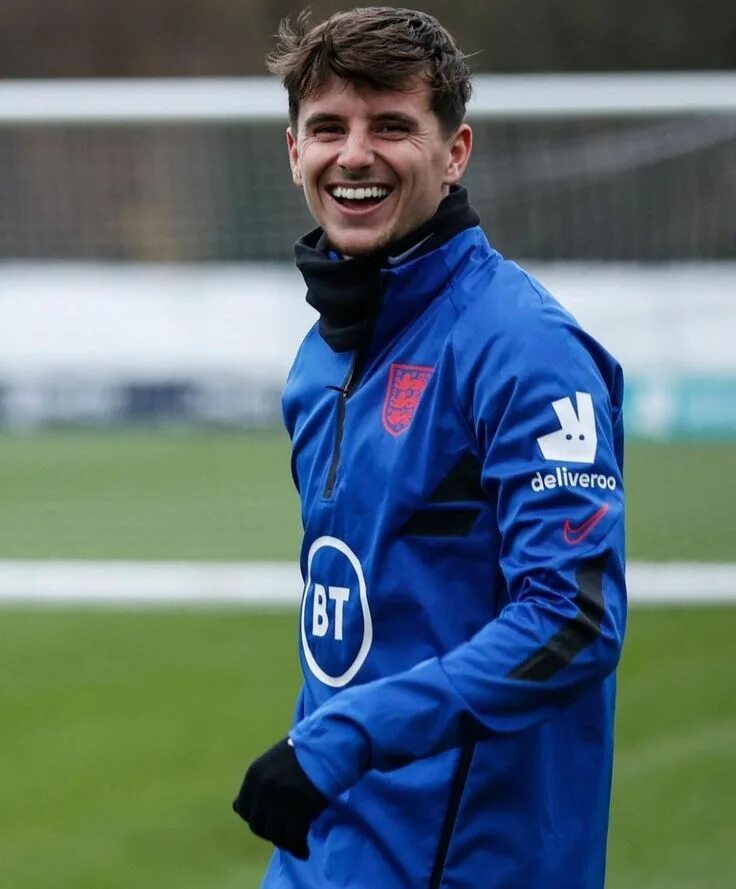 Football guys. Куртка у хави. Горячий футболист. Correa joaquin футболист argentina. Football guys.