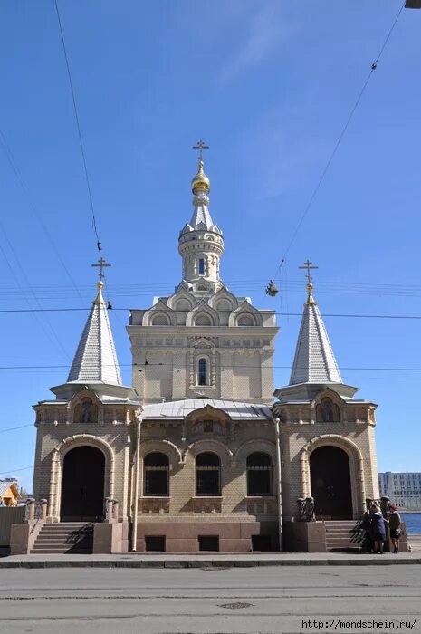 Матрона в санкт петербурге адрес. Матронушка босоножка петербургская могила. Матрона в санкт петербурге адрес. Храм матроны босоножки в санкт-петербурге. Матронушка босоножка петербургская храм.