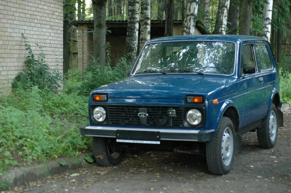 Автомобиль нива 21213. Нива ваз 2121 голубая. нива 2121 синяя. нива 2121 сине зеленая. ваз 2121 нива синий.