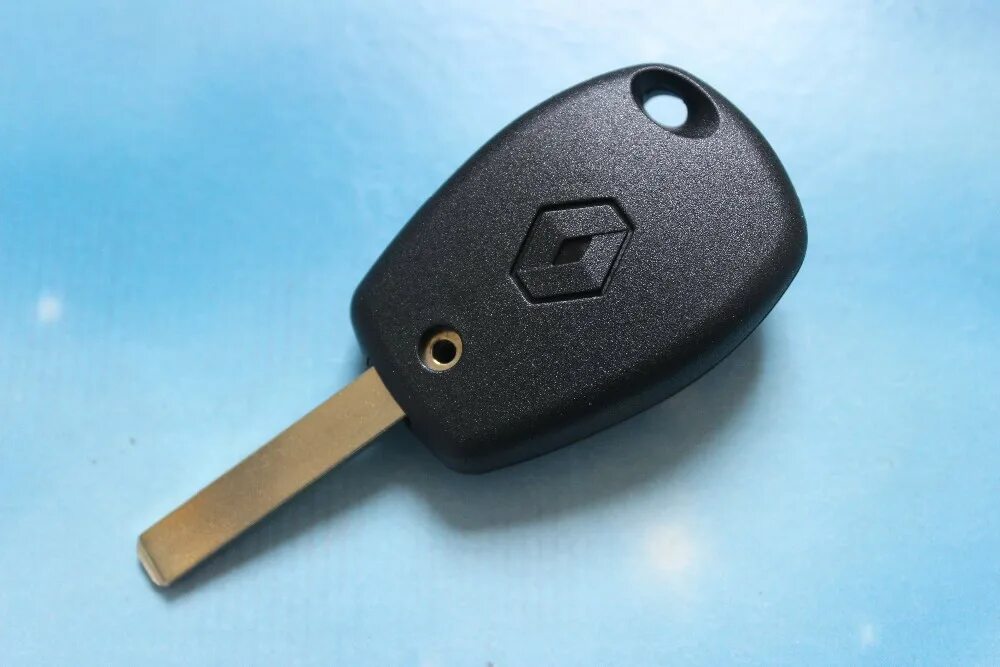 Ключ зажигания Renault Logan 2. Рено Дастер 2021 складной ключ зажигания. Ключ Рено Логан 2. Штатный ключ Рено Дастер 2013. Рено логан без ключа