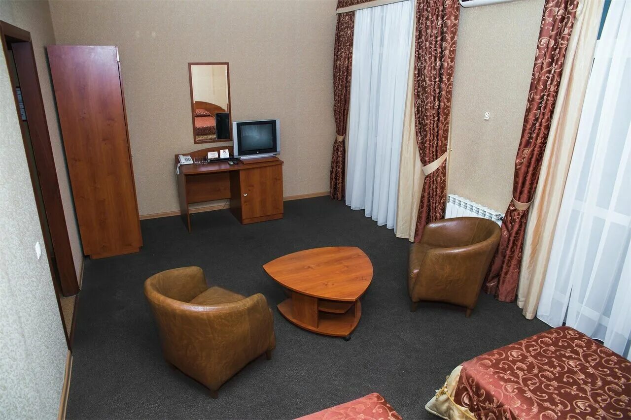 Сафари, самара, теннисная улица, 39а. Гостиничный комплекс самара. Гостиничный комплекс сафари в самаре. Гостиница сафари самара. Сафари отель самара.