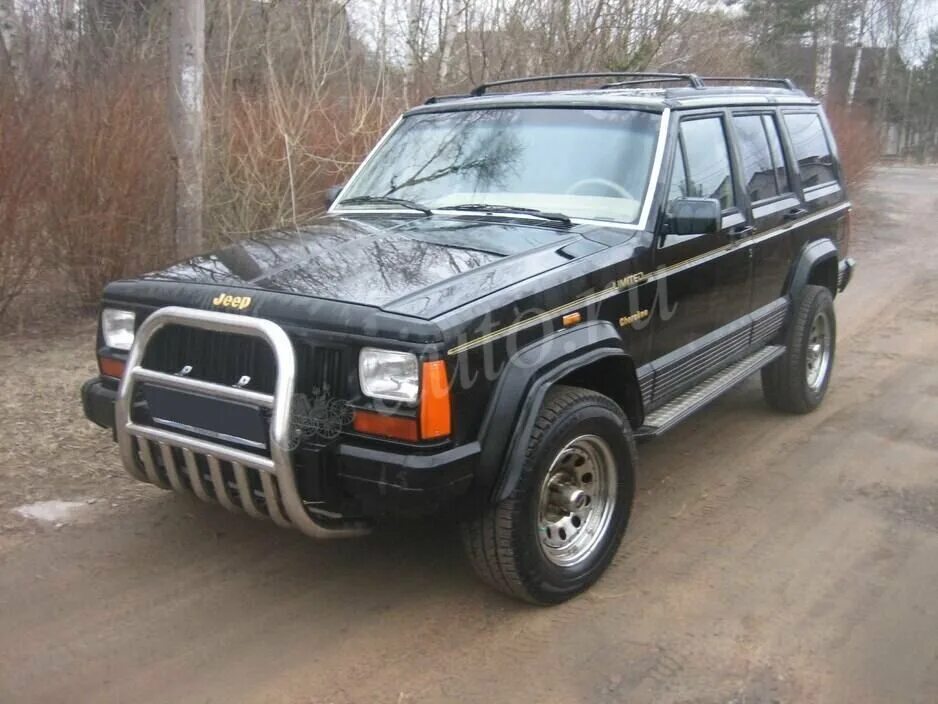 Внедорожники б у россия. Jeep Cherokee 1989. Джип Чероки 1989г. Авто джип Чероки 1989. Внедорожники б/у.