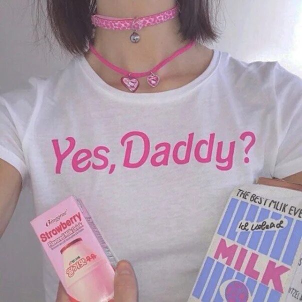 Дэдди перевод. Yes Daddy девушки. Daddy's girl девушка. Yes Daddy Эстетика. Daddy's girl одежда.