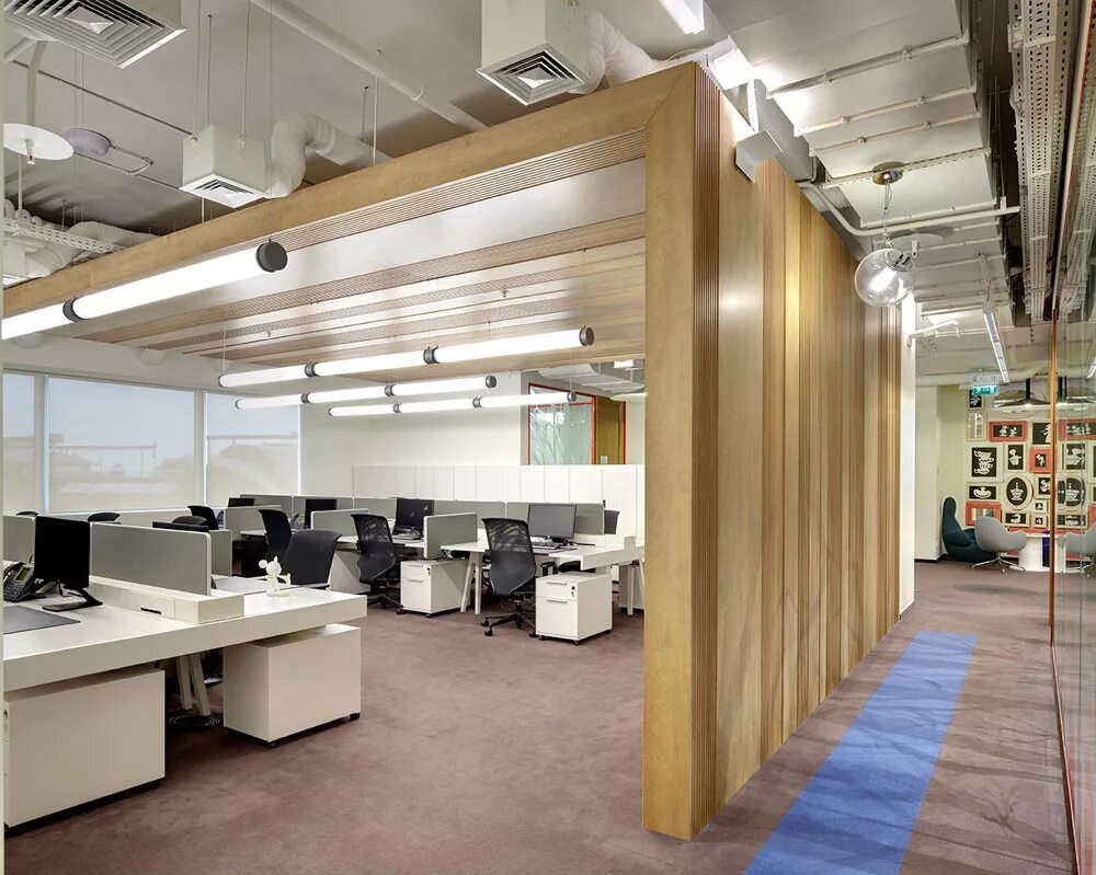 Общие офисы. Красивое офисное помещение. The офис. Планировка офисных помещений опен спейс. Современный офис.