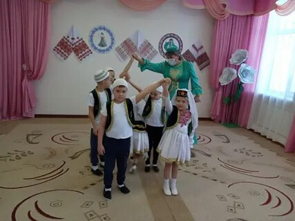 День родного языка в средней группе детского