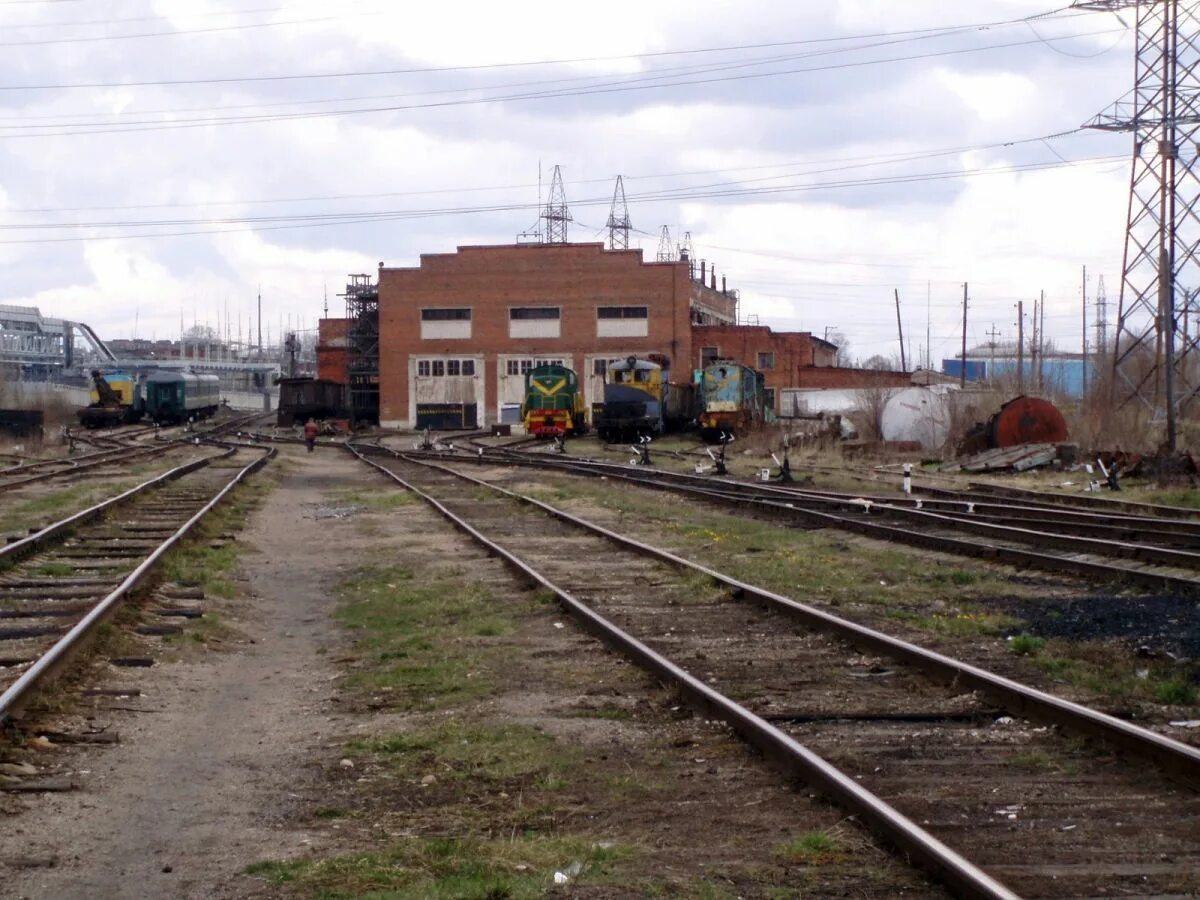 Круговое депо москва. Локомотивное депо комсомольск на амуре. Круговое депо николаевской железной дороги в москве. Депо комсомольская. Книжный клуб депо москва.