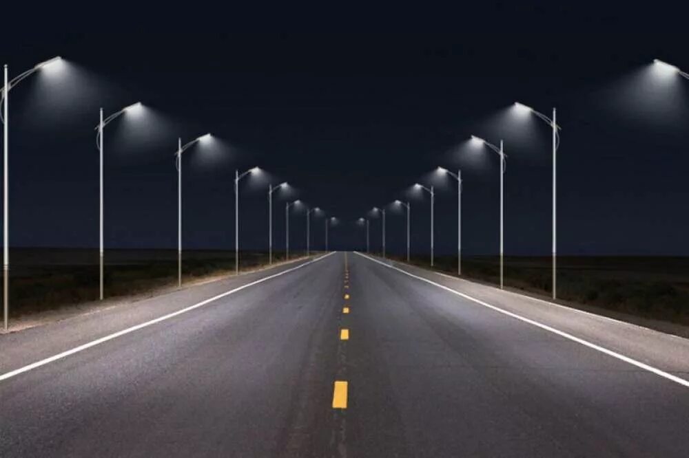 Освещают нам дорогу свысока. Фонари на дороге. Уличное освещение. Освещение дороги. Уличное освещение дорог.