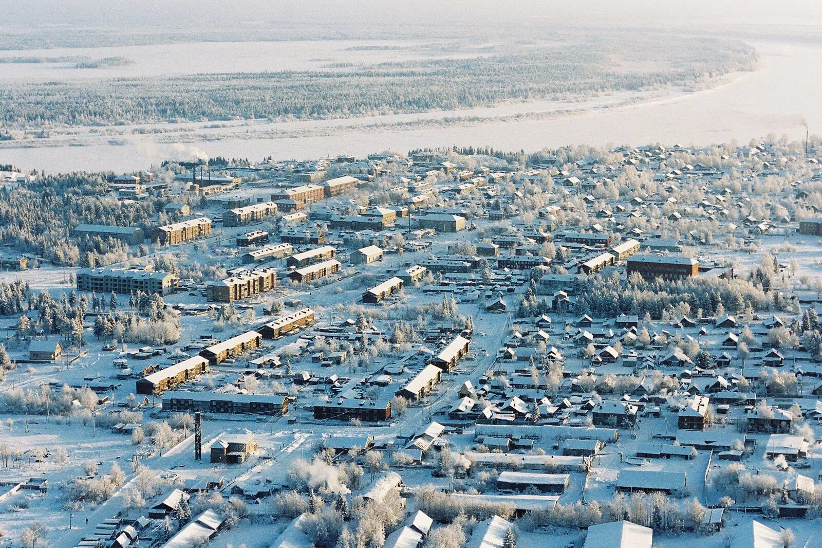 Республика Коми Арктика. Бергеннях Якутия. Поселок Бестях Республика Якутия.