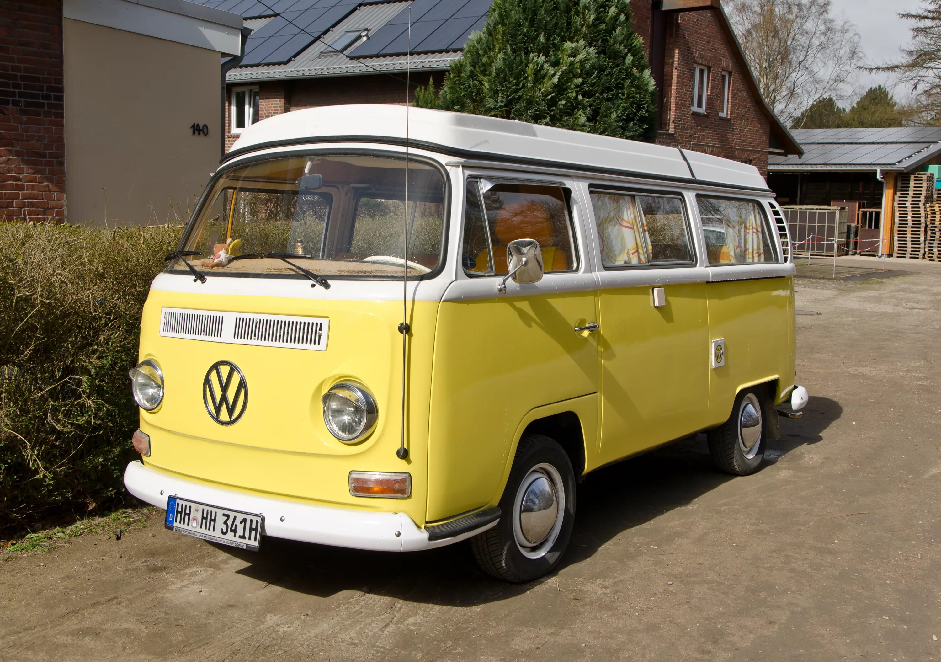 Vw t2 bus. Фольксваген транспортер 2. Фольксваген транспортер т2. T2 t 2. T2 t 2.