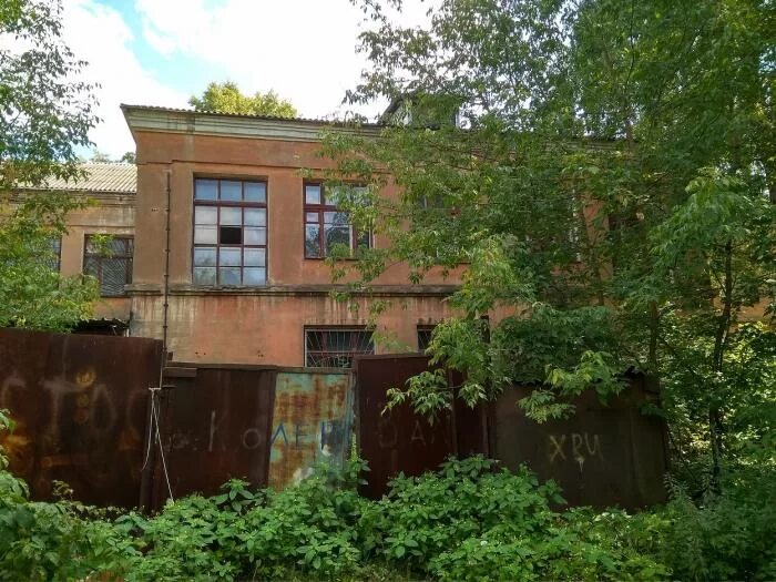 Люксембург 47. Учебная база МАИ «Ухтомское» при ОАО «Камов» (Москва). Учебная база МАИ «Ухтомское» при ОАО «Камов». Завод Камова в Люберцах. Розы Люксембург 47а Люберцы заброшенная учебная база МАИ.