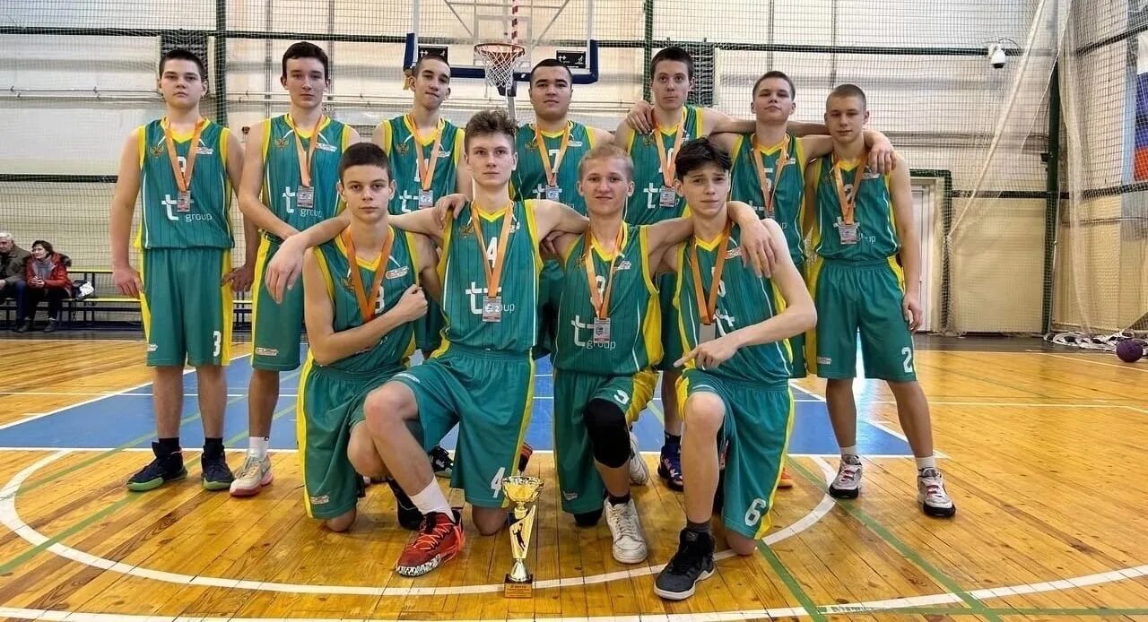 Соревнования в твери 19. Спортивная торжок. Спортивная торжок. Спортшкола торжок. День города торжок 17 сентября 2022.