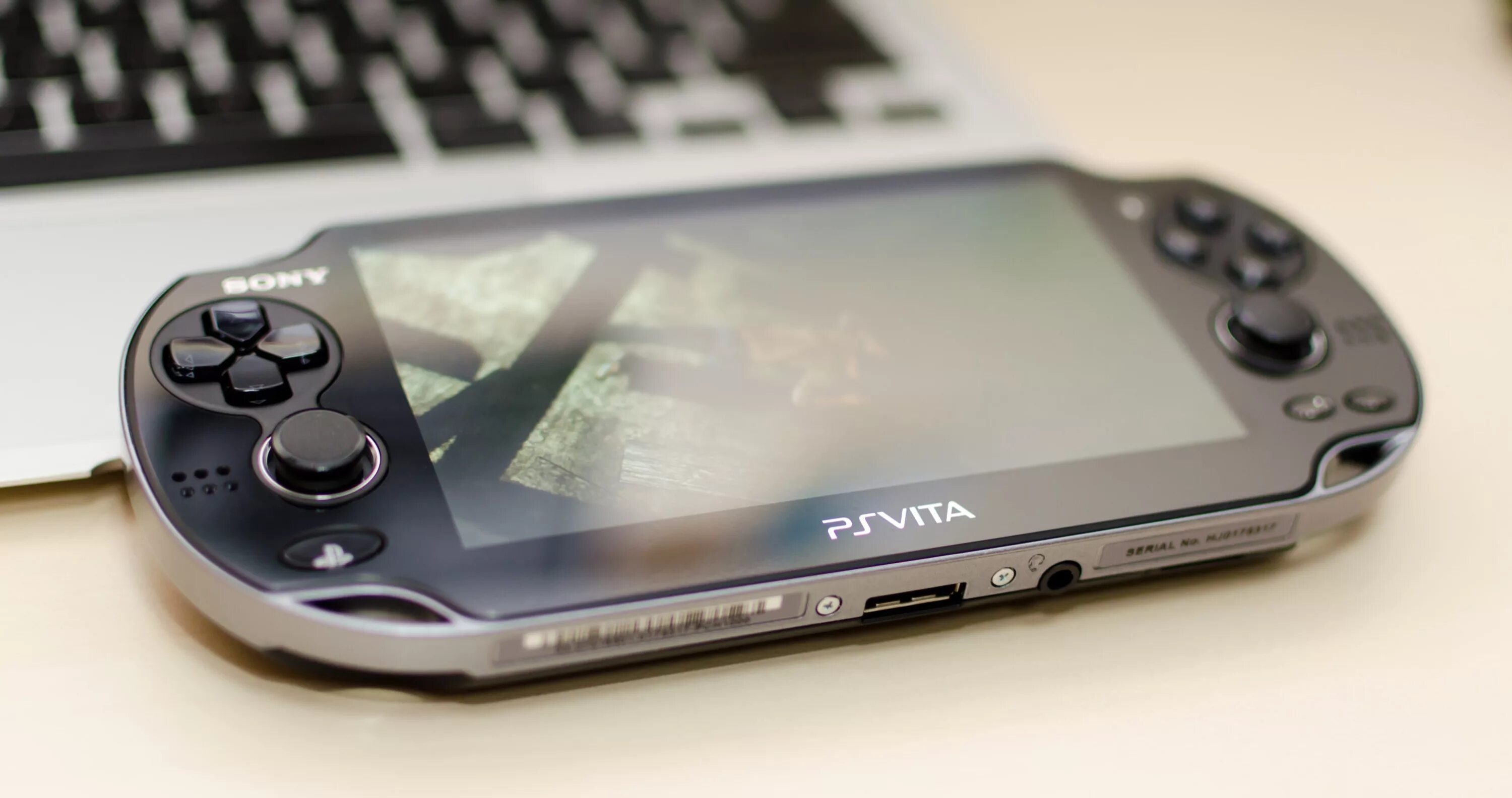 Типа плейстейшен. Сони плейстейшен вива. мобильный плейстейшен. playstation телефон. тилифоная плейштейшин.