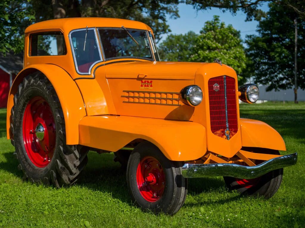 Авто тракторный. Трактор Minneapolis-Moline. 1938 Minneapolis-Moline. Minneapolis-Moline UDLX Comfortractor '1938-41 Википедия. Автомобили и тракторы.