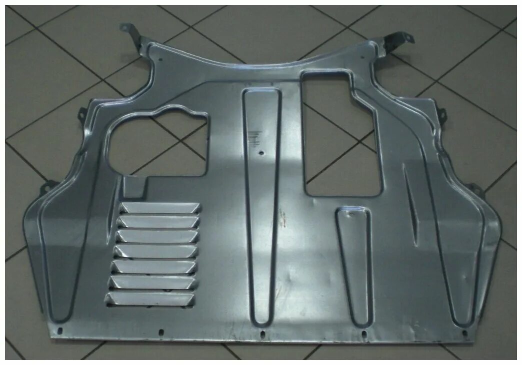 Пыльник двигателя 2112. Пыльник двигателя приора купить в челябинске. Заводская защита приора. Пыльник двигателя приора. Пыльник двигателя приора.