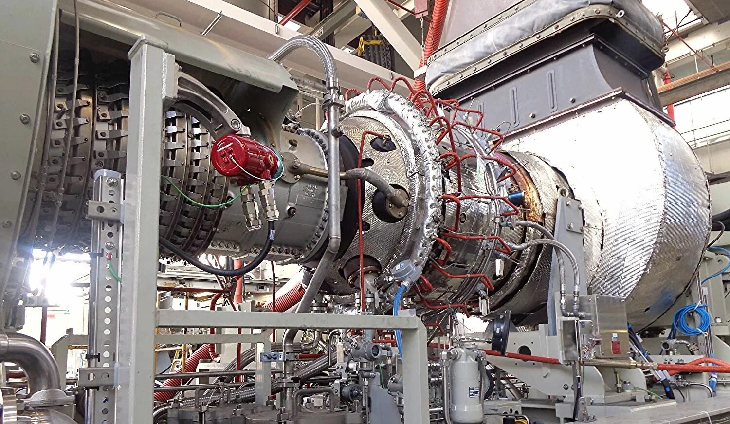 Sgt a35 turbine. Лмз гтэ-160. Газовая турбина siemens sgt-800. Газовые турбины компрессора. Осевой компрессор гтд 350.