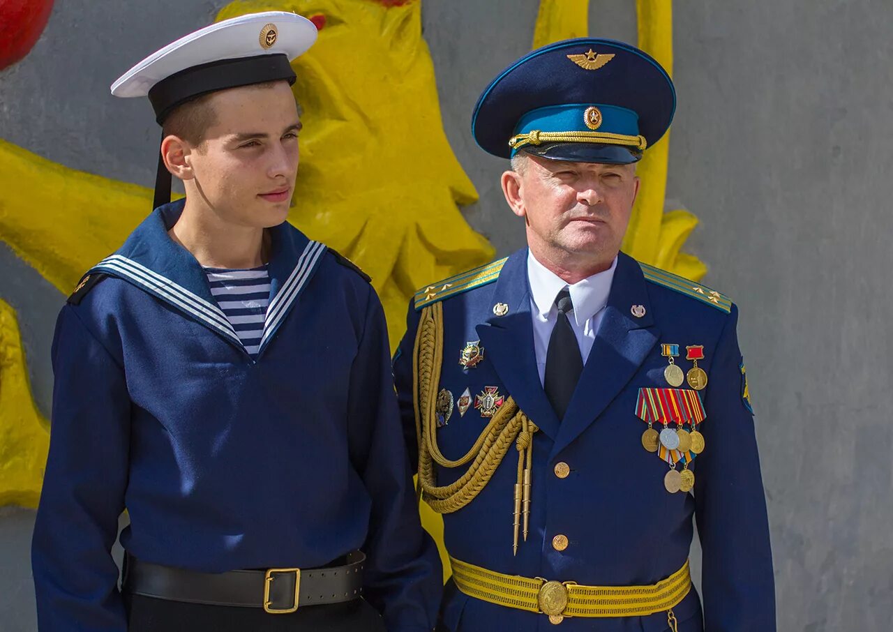 Тыловое военное училище вольск. Город вольск саратовская область военный институт. Кочетков михаил николаевич вольское училище тыла. Вольск военное училище тыла. Училище тыла вольск.