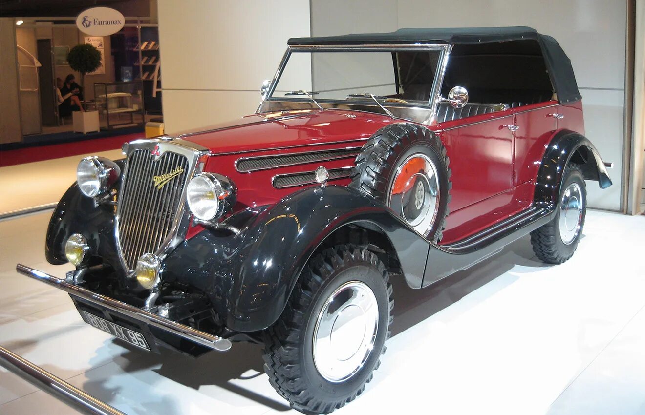 Первая мицубиси. Mitsubishi px33. Mitsubishi px33 Prototype. Mitsubishi 1933 первый полноприводный автомобиль. Mitsubishi 1934.