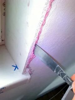 Приклеить панели на монтажную пену