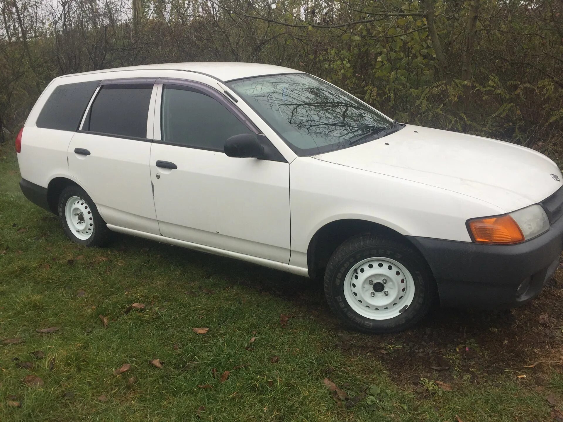 Ниссан ад 2000 года. Ниссан ад есть. Ниссан ад 2001 белая. Ниссан ад есть. Nissan ad van.