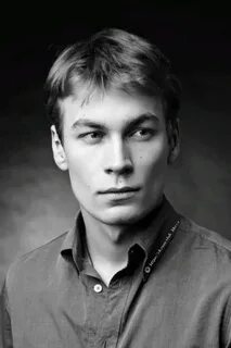 Актер кирил