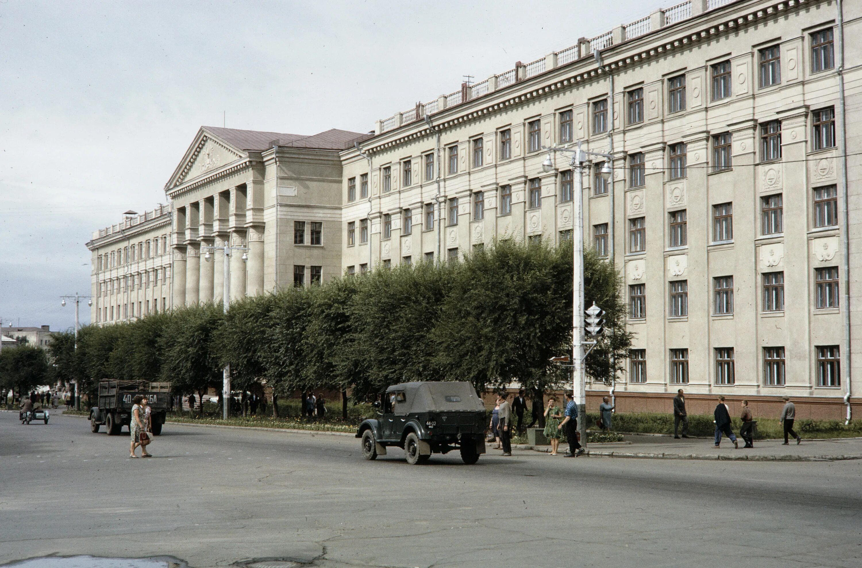 Медицинский государственный университет хабаровск. Медицинский государственный университет хабаровск. Двгму хабаровск общежитие. Дальневосточный государственный университет хабаровск. Двгму хабаровск здание.