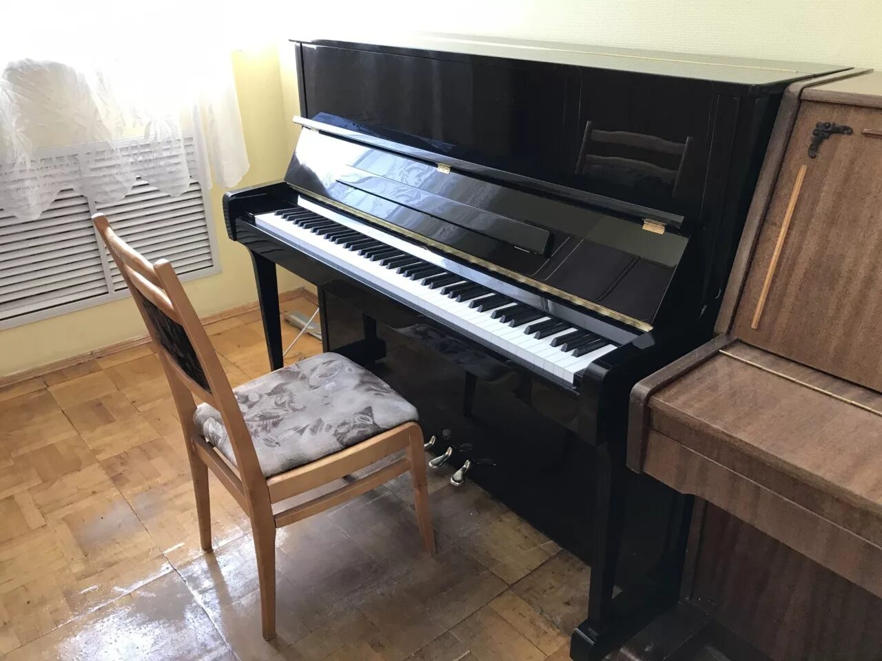 старое пианино глинка. рояль михаил глинка. пианино михаил глинка. старое пианино глинка. рояль михаил глинка.