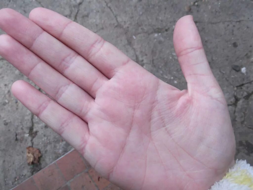 Линии на левой руке. Линия жизни на руке. Мистический крест хиромантия. Крест между линией жизни. Знаки на ладони.