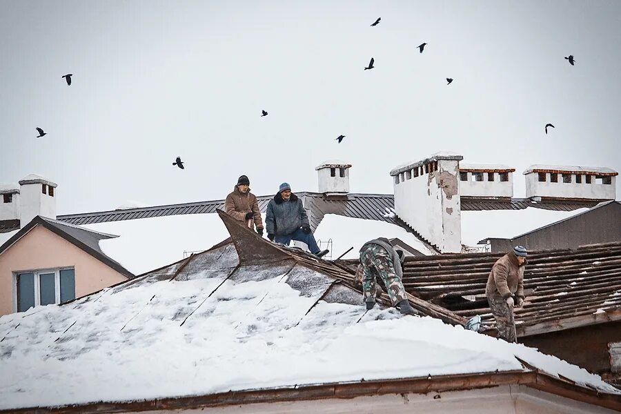 сон старая крыша. старая крыша. старая крыша. крыши парижа (арт. дом в европе.