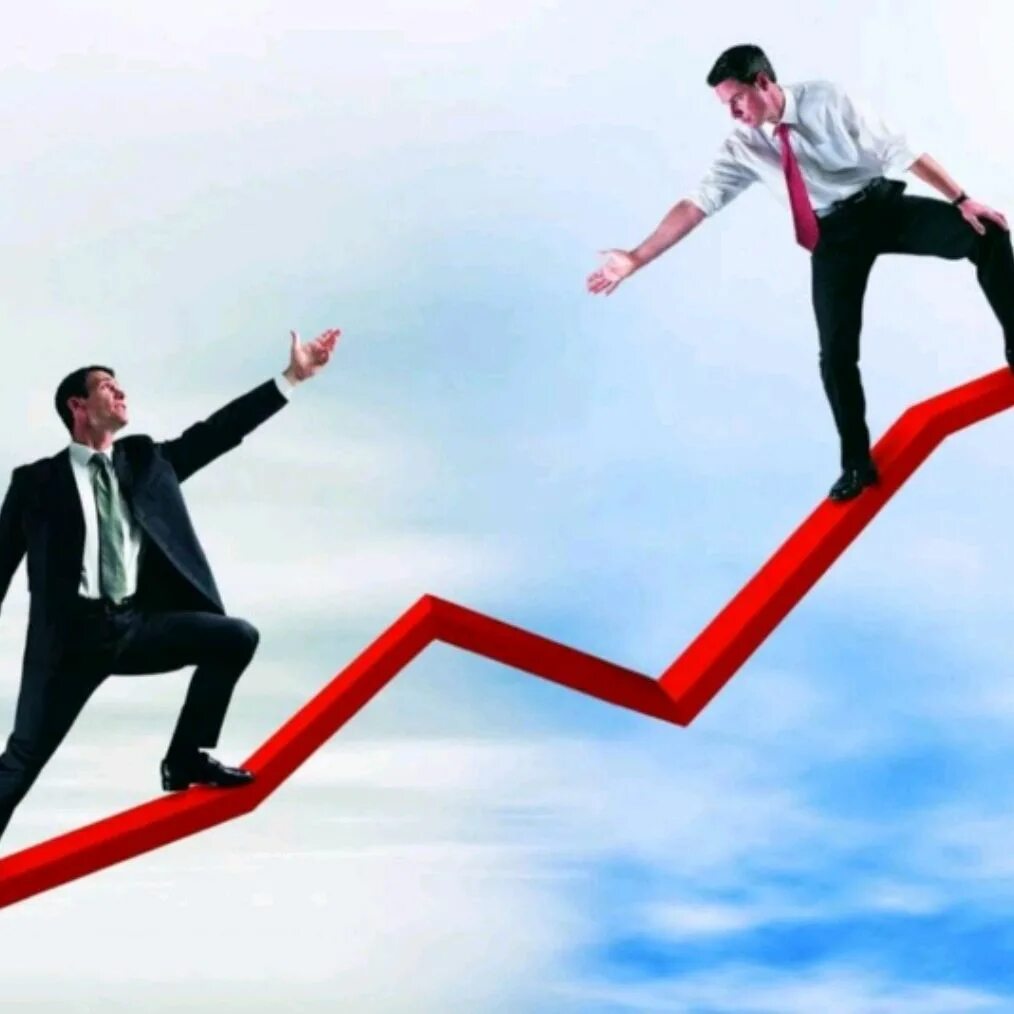 Достижение цели. Преграды на пути к успеху. Путей достижения много. Человек на лестнице. Покорение вершин командой.