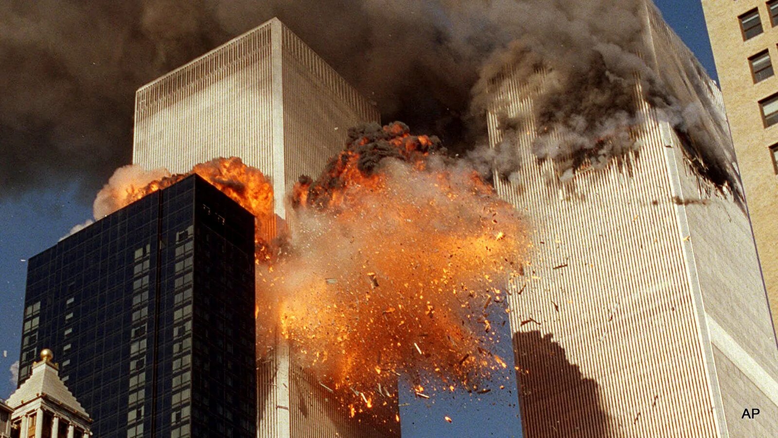 9 11 game. Башни-Близнецы 11 сентября 2001. Башни Близнецы в Нью-Йорке 11 сентября. ВТЦ Нью-Йорк 2001.
