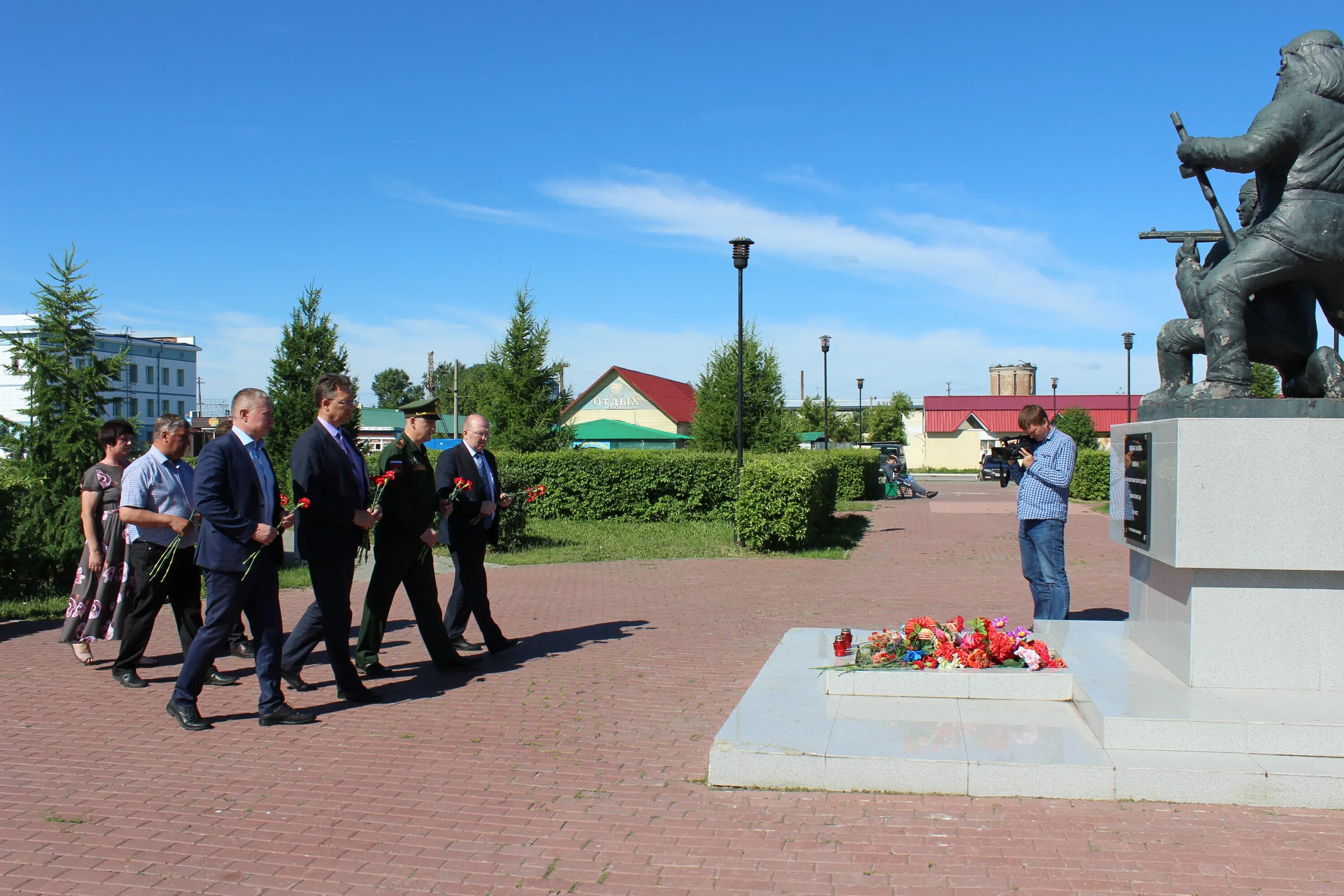 Мемориал Барабинск. Достопримечательности Барабинска. Мемориал Барабинск мемориал славы. Мемориал славы Заринск.