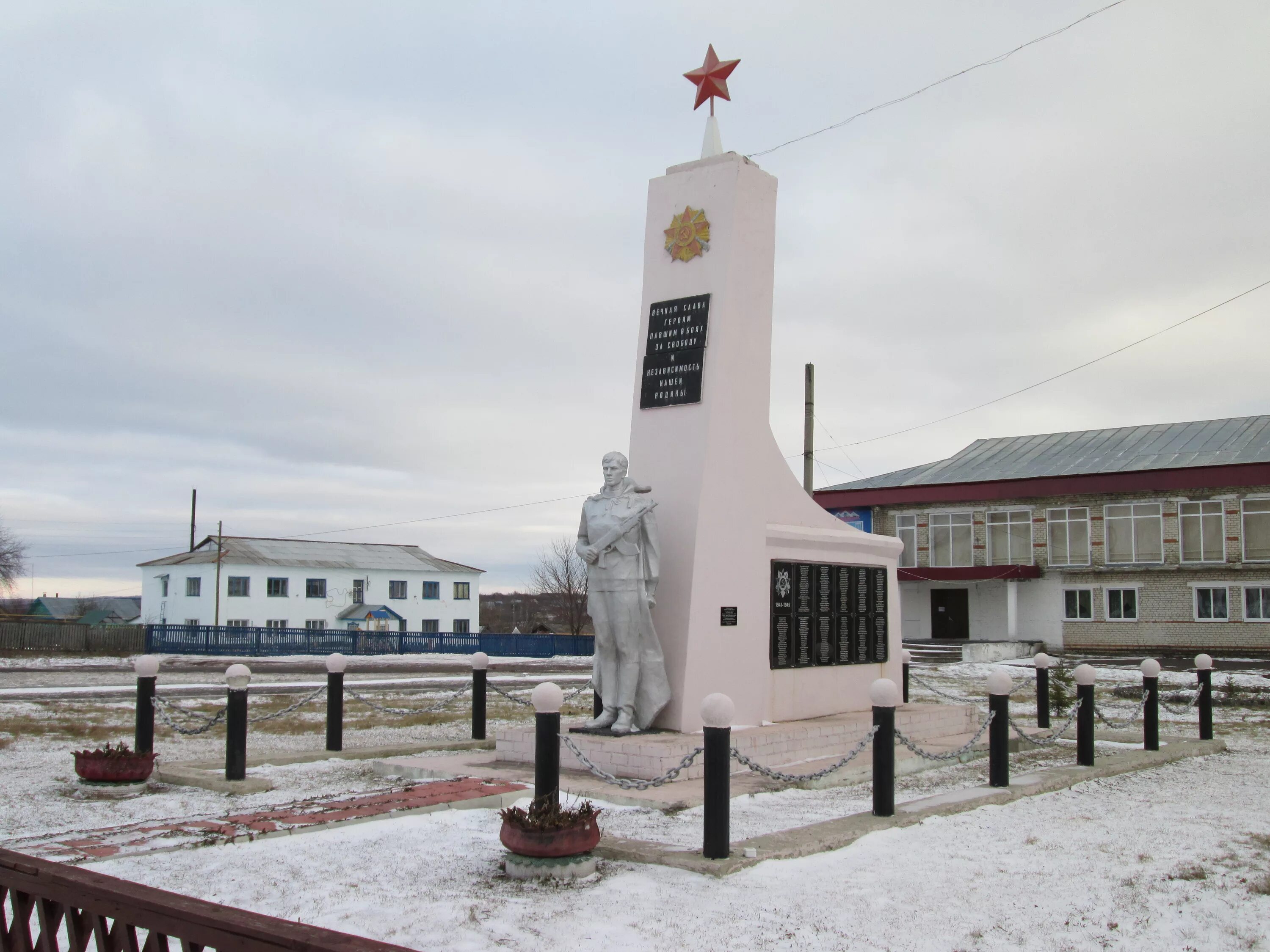 Погода красная горка нижегородская область пильнинский. Село Петряксы Пильнинского района Нижегородской области. Сайт село Петряксы Нижегородская область. Пильнинский район село красная горка. Мечеть Петряксы.