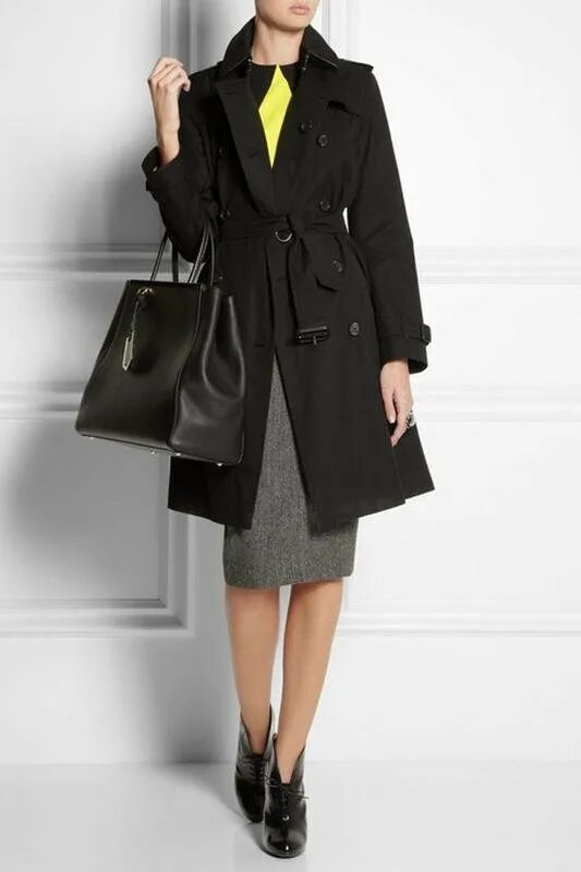 Тренч burberry женский черный. Плащ с воротником. Плащ тренч черный 2022. Sunsay плащ женский черный. Тренч плащ черный burberry.