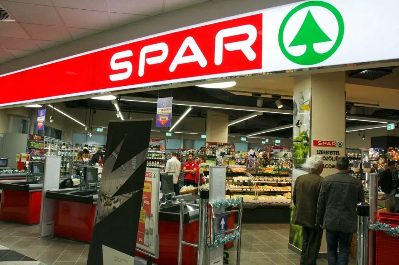 Спар еда. Спар Новомосковск. Spar магазин. Spar Иваново. Спар магазин фото.