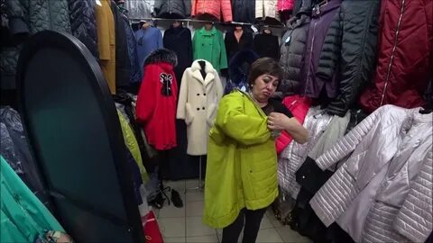 Продавец на рынок садовод