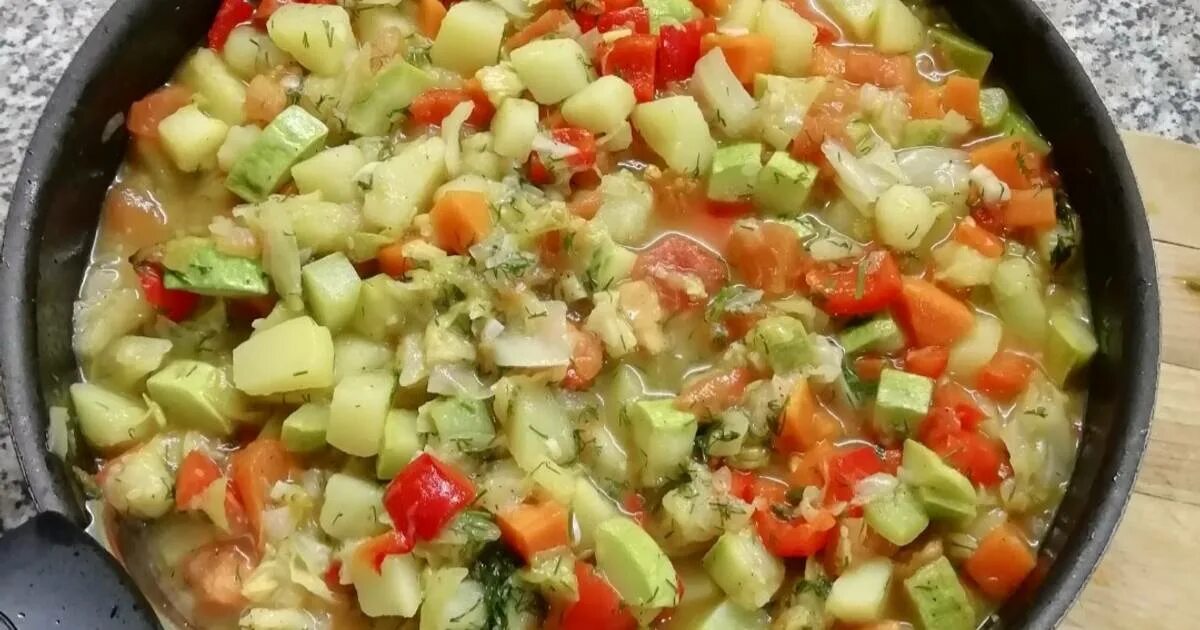 Как сделать вкусное овощное рагу. Овощное рагу классический. овощное рагу с плавленным сыром. рагу классическое. овощное рагу рецепт классика.