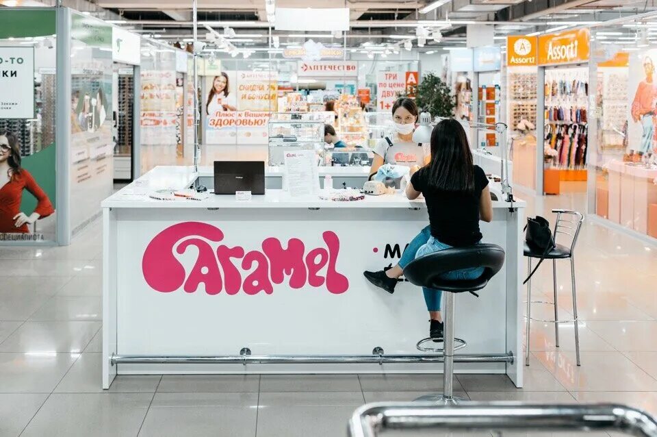 карамель киров. магазин карамель брянск. магазин карамель женской одежды. салон маникюра в тц лето киров. карамель маникюр студия.