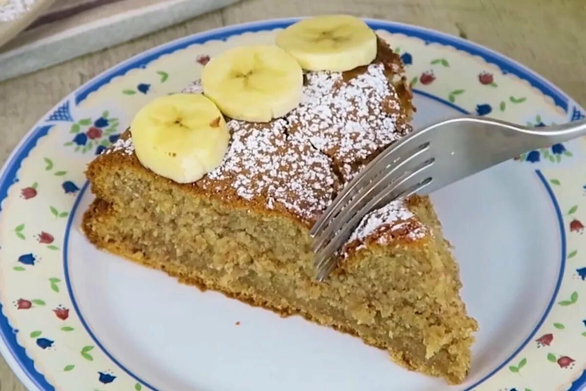 Вкуснейший банановый пирог. Банановый пирог. сливочно банановый пирог. нежный пирог с бананами. заливной пирог с бананами.